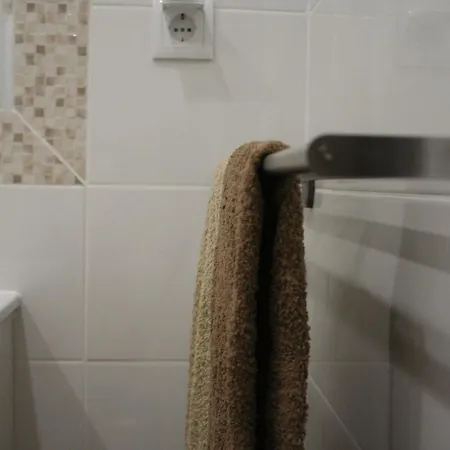 - Tranquilidade Junto A E Ao Centro!