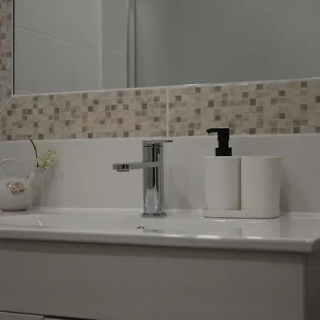 - Tranquilidade Junto A E Ao Centro! * Albufeira